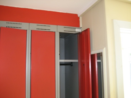 Mannschaftscontainer Typ MC 8, Bild 1, Schrank